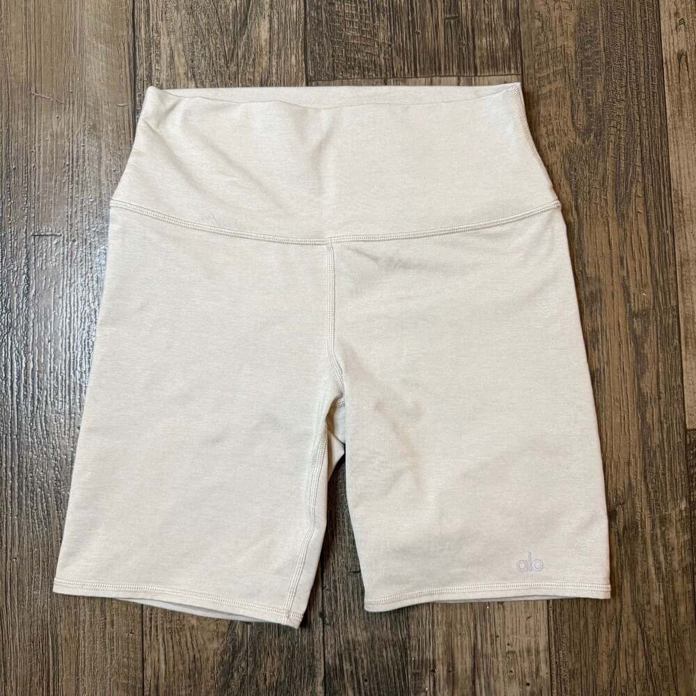 Alo Yoga High-Waist Biker Shorts Size M